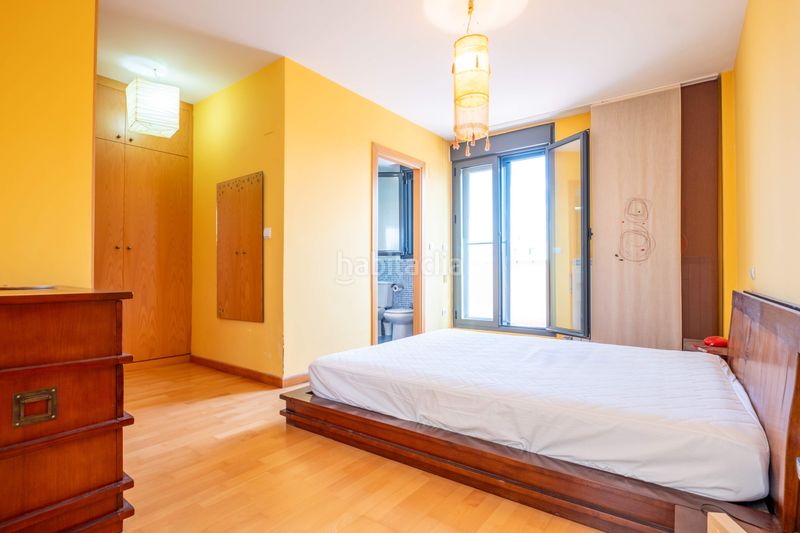 Foto 2a7f0b8a-9b12-4530-b742-d92025ff80e8. Casa adossada amb calefacció aparcament a Cuarte de Huerva