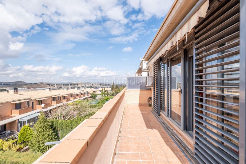 Foto 7b40b5a3-9a43-4114-85b7-0470c8702767. Casa adossada amb calefacció aparcament a Cuarte de Huerva