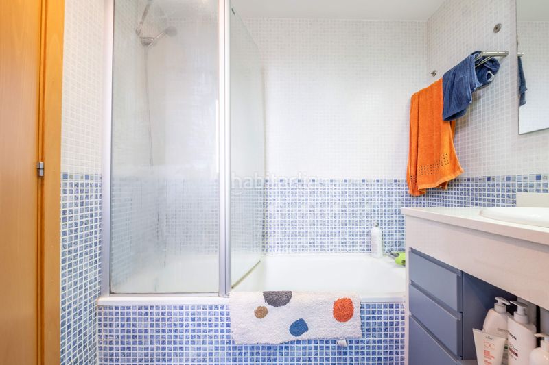 Foto 7e225b9a-f98e-4b82-b19b-bd86b4356d71. Casa adossada amb calefacció aparcament a Cuarte de Huerva