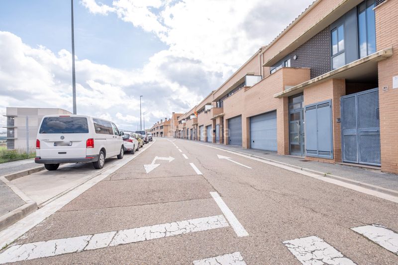 Foto b51514c3-a8d6-4f03-8818-6623ab3f6c8d. Casa adossada amb calefacció aparcament a Cuarte de Huerva