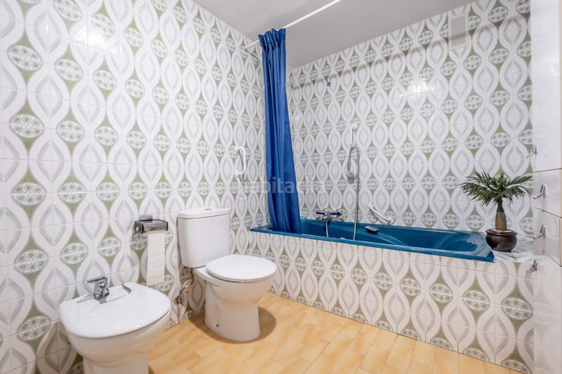 Foto 21af9dd1-34e5-4a05-9d50-8b3c6db14438. Pis a urbanizacion residencial paraíso 7 a Paseo Sagasta Zaragoza