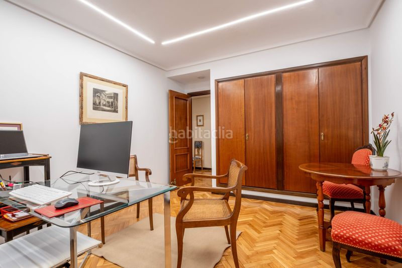 Foto 57e3e709-a767-497d-9b4a-1e587a61a66f. Pis a urbanizacion residencial paraíso 7 a Paseo Sagasta Zaragoza