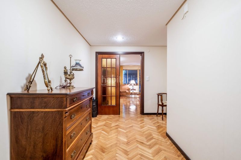 Foto 5d052af4-fba8-4e09-9920-e01f5874c2c2. Pis a urbanizacion residencial paraíso 7 a Paseo Sagasta Zaragoza