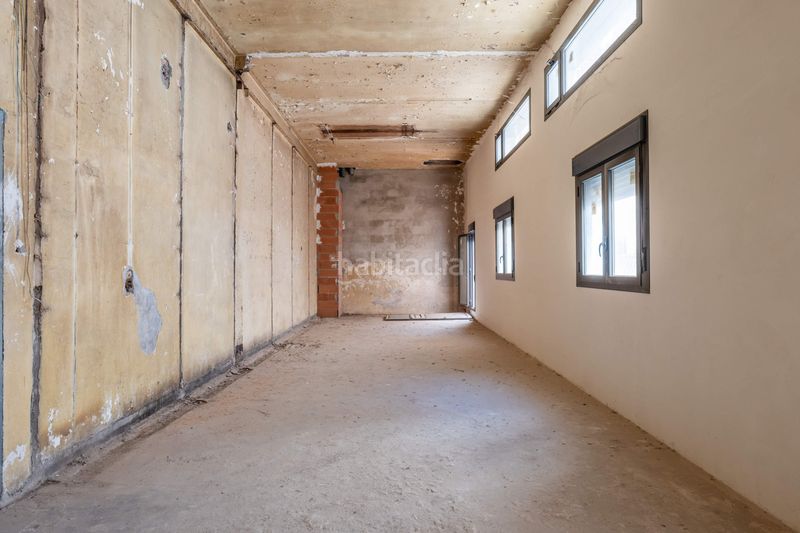 Foto 4082e0e8-30eb-41fe-bc03-586766fb9965. Edificio in Barbastro