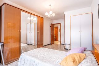 Flat in Calle san antonio abad 73. Piso luminoso con trastero y opcional plaza de garaje en finca