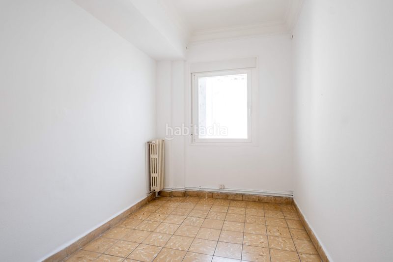 Foto 4b6d8bfb-19a9-425e-b1d6-fd07951d50c7. Flat in calle lacarra miguel in Paseo Constitución - Las Damas Zaragoza