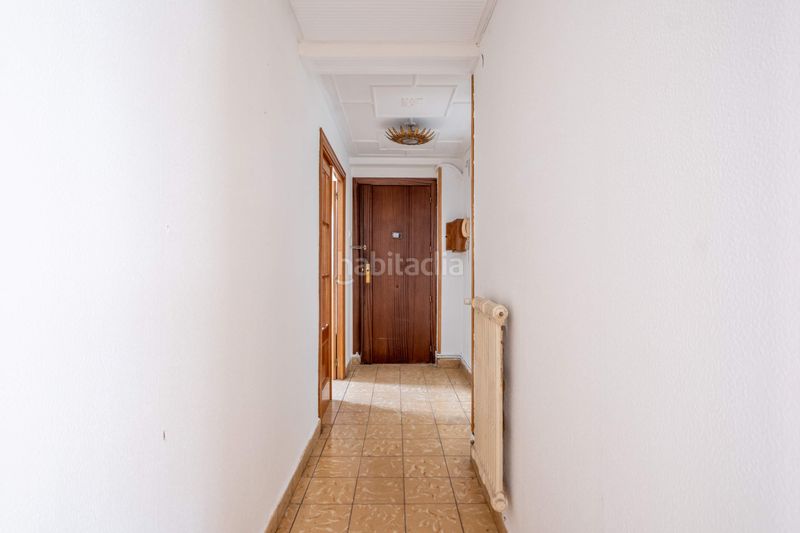 Foto a8018900-7ce2-41af-92a3-94946cb5827f. Flat in calle lacarra miguel in Paseo Constitución - Las Damas Zaragoza