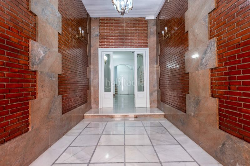 Foto c4d6520d-f1db-48aa-b929-6c75f7b18302. Flat in calle lacarra miguel in Paseo Constitución - Las Damas Zaragoza