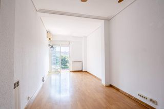 Piso  Calle reino 16. Buscas un proyecto de reforma con vistas exclusivas en la almoza