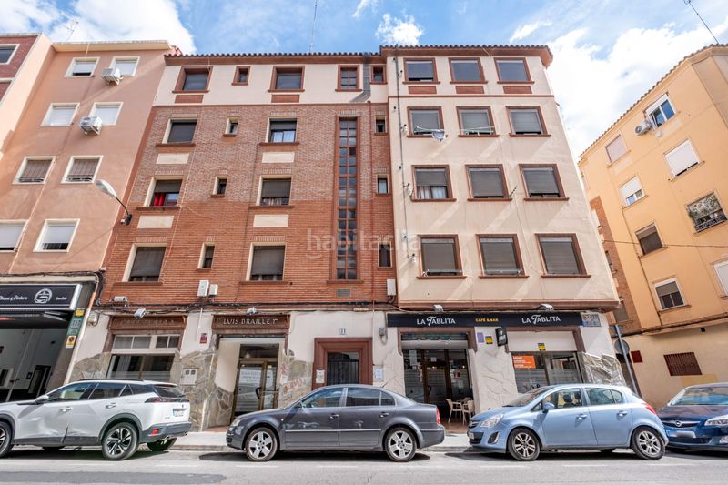 Foto c179d320-ef1b-4077-a39a-acabbef25e7b. Edificio in La Granja Zaragoza