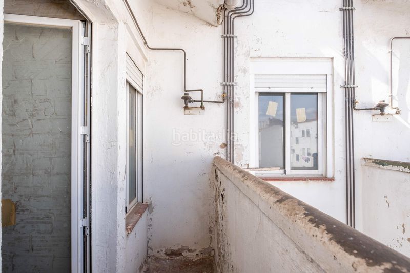 Foto e7db52f3-4ccd-4a8f-a81a-622257c433e8. Edificio in La Granja Zaragoza