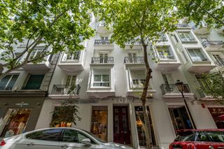 Àtic  Calle zurita, jeronimo. Vive en una obra de arte ático dúplex con 2 terrazas en calle zu