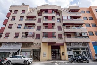 Pis a Calle calle cabecico redondo 1. Piso con garaje para entrar a vivir. cuarte de huerva