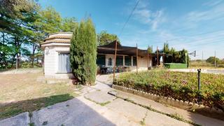 Mas  Calle camino de la canal. Chalet con piscina privada y casa de invitados. gran parcela en