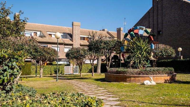 Foto 83f21b17-ff0f-4400-954d-e0c5ceb0196b. Casa a schiera in calle océano atlántico 19 in Valdefierro Zaragoza