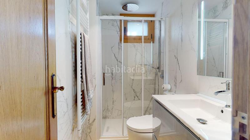 Foto c6770693-3eaa-48ed-9d1d-9e1a51b106ab. Casa a schiera in calle océano atlántico 19 in Valdefierro Zaragoza