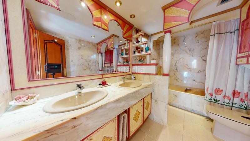 Foto d1bb8aba-aafe-46f1-acb5-cd9be7f37dc1. Casa a schiera in calle océano atlántico 19 in Valdefierro Zaragoza