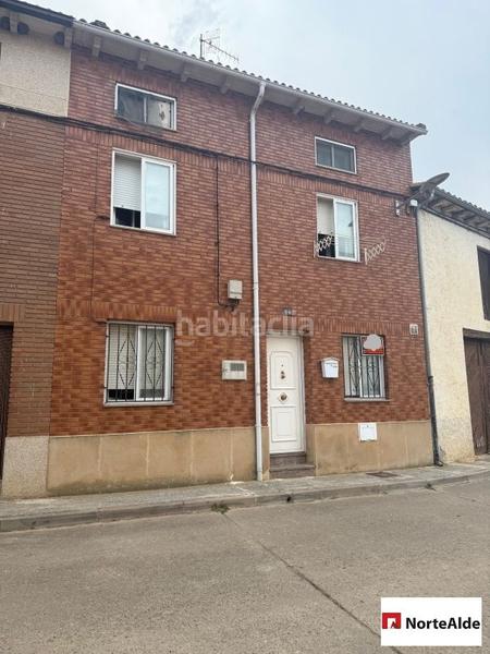 Foto 1cd54381-d226-4f32-ad41-95ea463059b8. Casa adosada se vende casa adosada en Herrera de Pisuerga
