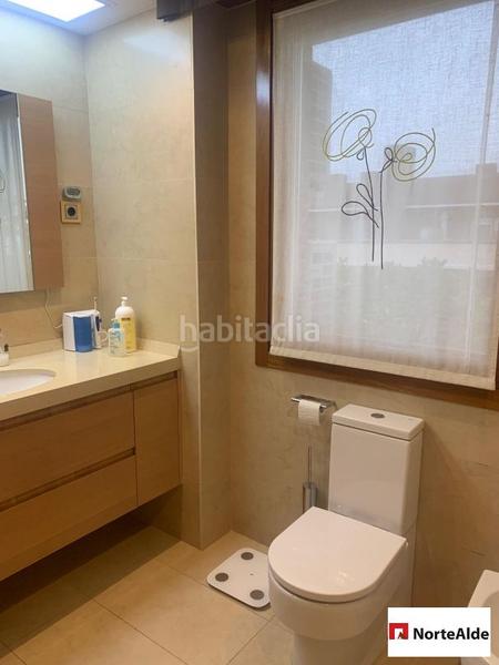 Foto 0e316b30-f929-45f2-a585-b461dee28eef. Attico con riscaldamento parcheggio in Lasesarre Barakaldo