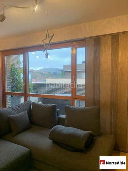 Foto 56d3ddf3-428a-46d1-8893-dc64327cbb1c. Attico con riscaldamento parcheggio in Lasesarre Barakaldo