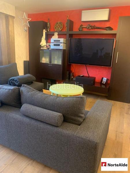 Foto 7c2d2422-206b-4dae-8275-f97df339c25c. Attico con riscaldamento parcheggio in Lasesarre Barakaldo