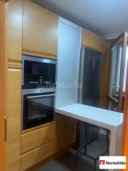 Foto 8a65cd99-626f-44b8-b4e2-85e14d64314f. Attico con riscaldamento parcheggio in Lasesarre Barakaldo