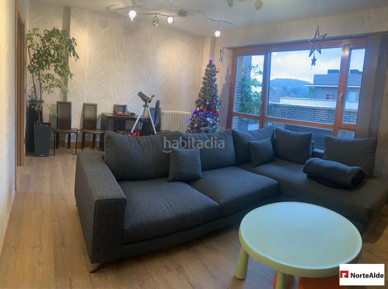 Foto 9a4868b4-6821-4c19-b7f0-9662478c9619. Attico con riscaldamento parcheggio in Lasesarre Barakaldo