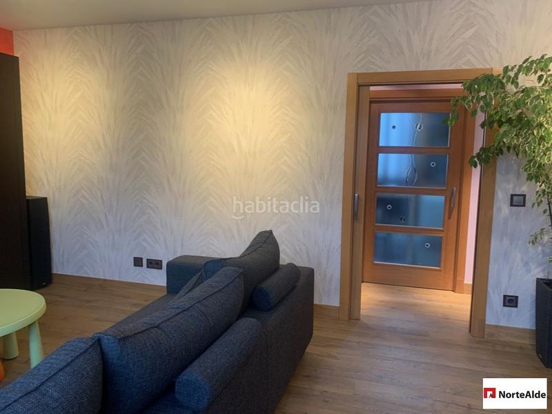 Foto b66e499f-3e69-462a-9618-9f1bcd1b6aa2. Attico con riscaldamento parcheggio in Lasesarre Barakaldo