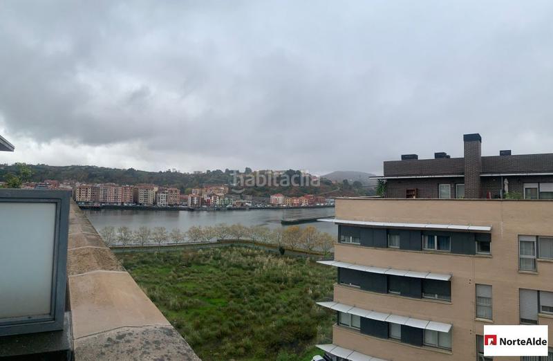 Foto cc9ee3a3-5fb8-444e-83c7-6b5f05665499. Attico con riscaldamento parcheggio in Lasesarre Barakaldo