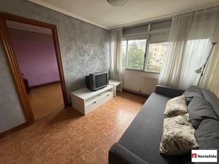 Flat in Otxarkoaga. Se vende piso en otxarkoaga plaza