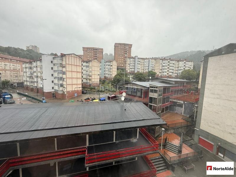 Foto 3dfd4723-29fd-4f0b-84f8-d04b02916ef1. Piso se vende piso en Otxarkoaga plaza en Otxarkoaga Bilbao