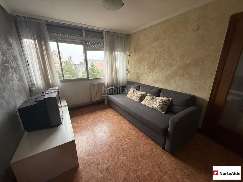 Foto 8f19c124-624b-4f2a-9f0e-d45146bc1985. Piso se vende piso en Otxarkoaga plaza en Otxarkoaga Bilbao