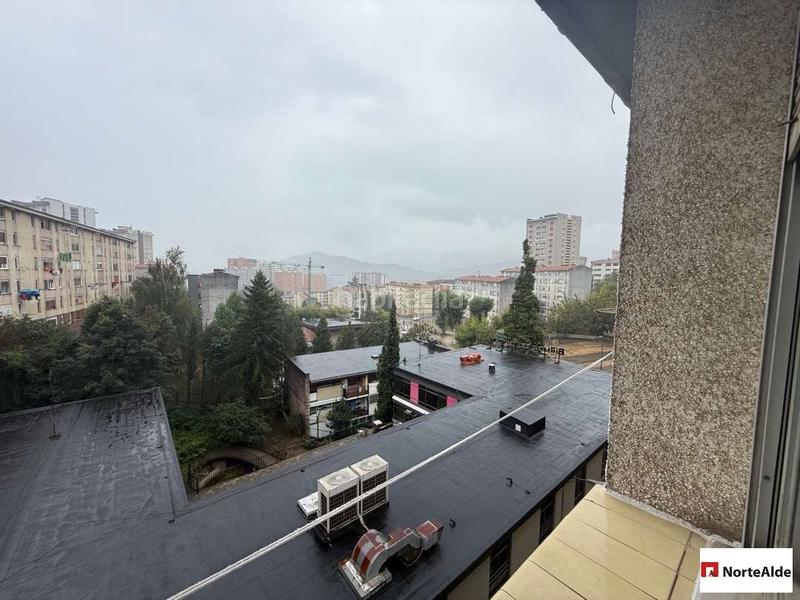 Foto 96e71784-13e2-4e06-8dc1-8e35da72b211. Piso se vende piso en Otxarkoaga plaza en Otxarkoaga Bilbao