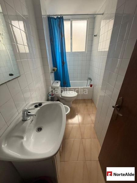 Foto b97d432e-b080-49f7-989f-058b44630b6e. Piso se vende piso en Otxarkoaga plaza en Otxarkoaga Bilbao