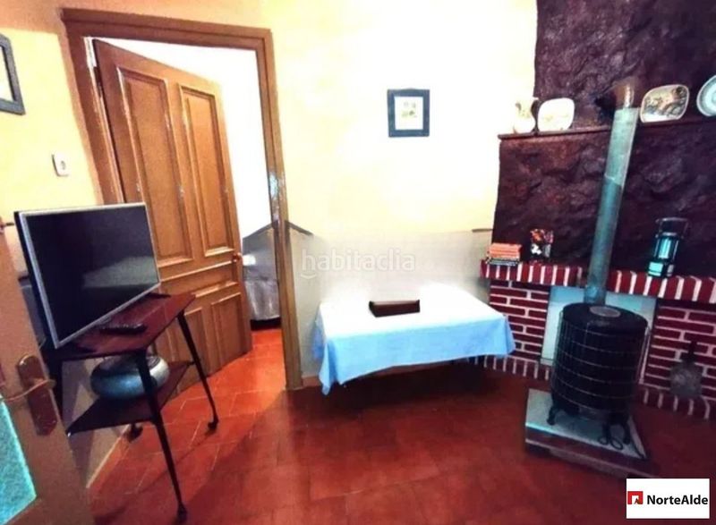 Foto 52b6ee7e-eceb-46f9-b0a5-5bdbfcbe5be5. Pis a Valle de Tobalina