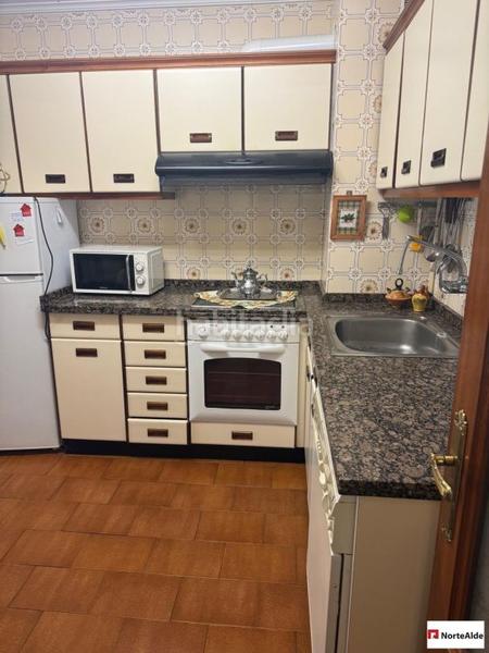 Foto fe1d142a-177e-4b21-811b-3157a32ef929. Piso se vende piso en rontegui a un paso del metro fueros en Barakaldo