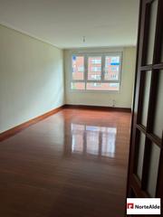 Pis a Arteagabeitia - Retuerto - Kareaga. Se vende piso de 4 habiatciones en las torres