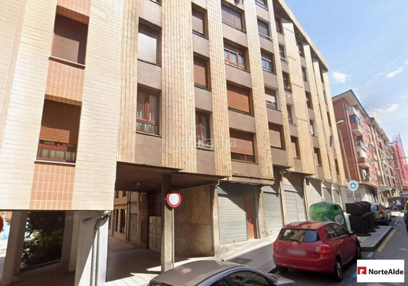 Foto 23991376-bbf8-4d0d-a873-b9743f4ff3a7. Dúplex amb calefacció a Bagatza - S. Vicente Barakaldo