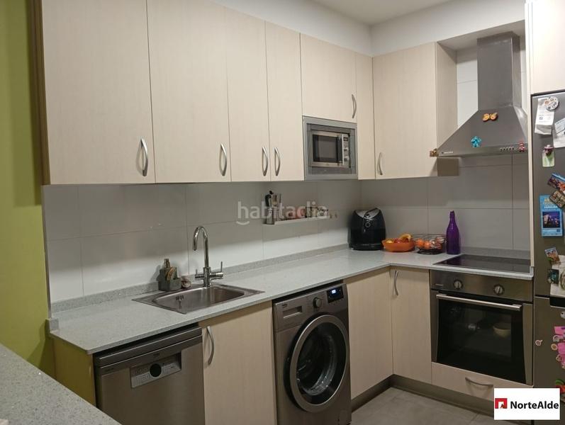 Foto ac32f952-796d-4f77-b948-208590e3964e. Dúplex amb calefacció a Bagatza - S. Vicente Barakaldo