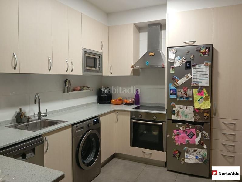 Foto ee68cabb-47c4-43ee-9165-883daec9f544. Dúplex amb calefacció a Bagatza - S. Vicente Barakaldo