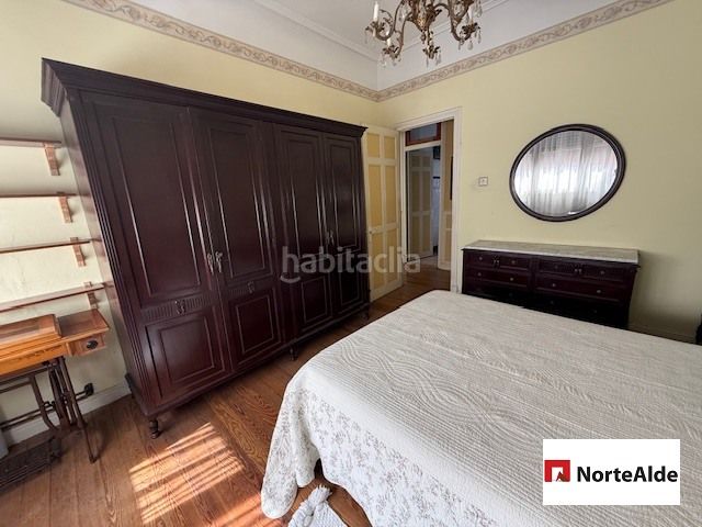 Foto 50734785-447f-4d04-b0cb-d3c9784154f0. Pis amb calefacció a Centro Barakaldo