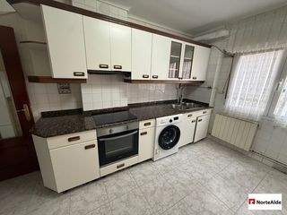 Pis a Rontegui-Pormetxeta. Se vende vivienda cerca del ambulatorio de rontegui