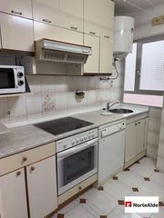 Appartement à Centro. Se vende piso en herriko plaza