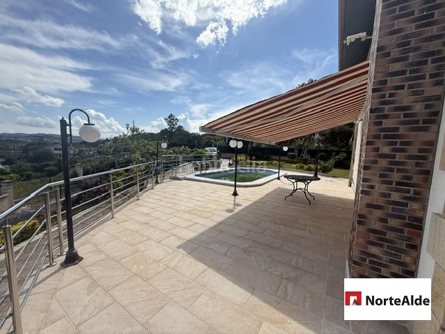Foto b997934e-1c1f-4a52-bb77-b1ff567dbcb4. Casa amb calefacció aparcament piscina a Maruri - Jatabe