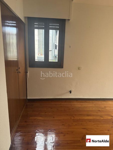 Foto b0e5b7c9-1021-4f06-afce-1b08160075c1. Dúplex amb calefacció a Sarrikobaso Getxo