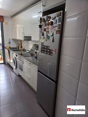 Piso en Rontegui-Pormetxeta. Se vende piso en el boulevard de barakaldo