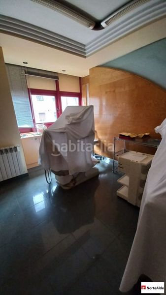Foto 55cbb209-7601-42ef-bd38-686923dafe90. Büro mit heizung in Centro Barakaldo
