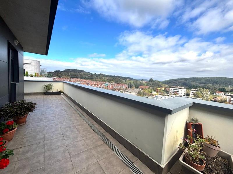 Foto 645c408d-968e-4919-b0b3-4ae47f82554d. Dachwohnung mit heizung in Urduliz