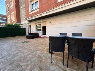 Appartement à Sopela. Bajo con gran terraza en zona residencial