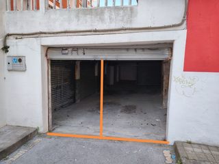 Posto auto in Urduliz. Parcela de garaje en pleno centro de urduliz